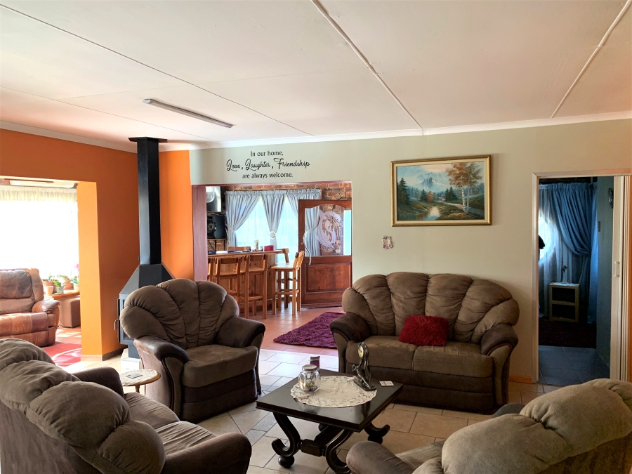 4 Bedroom Property for Sale in Wavecrest Eastern Cape